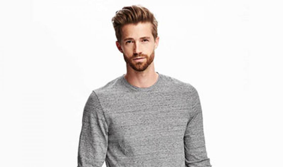 स्वेटशर्ट इतिहास है.  हुडी - यह क्या है?  यह स्वेटशर्ट या स्वेटशर्ट से किस प्रकार भिन्न है?  किसके साथ पहनना है?  लंबी स्वेटशर्ट को क्या कहते हैं?