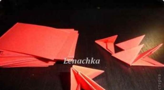 Srdce vyrobené z origami modulů