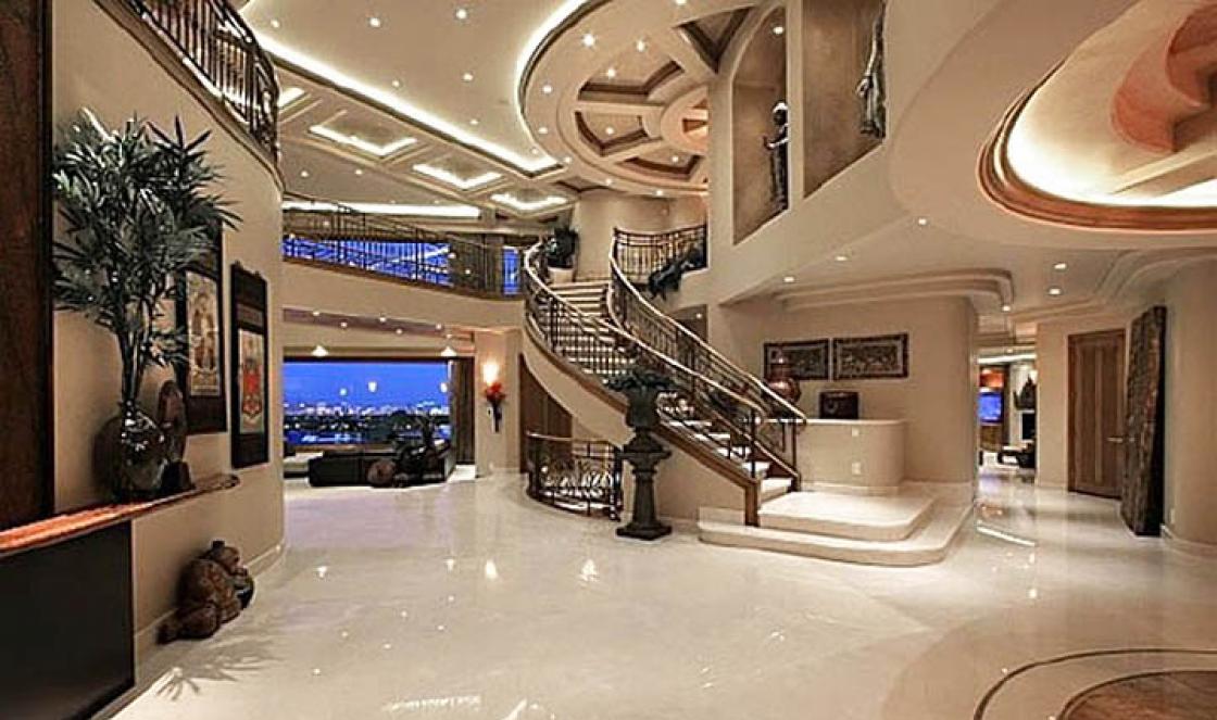 Insanely luxurious and most expensive houses in the world