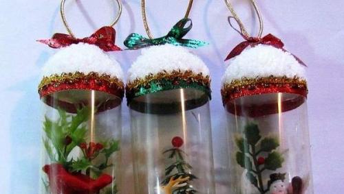 Naučte se, jak vyrobit ozdoby na vánoční stromek vlastníma rukama z čehokoli