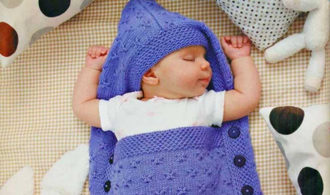 Pletený spací vak pre bábätko