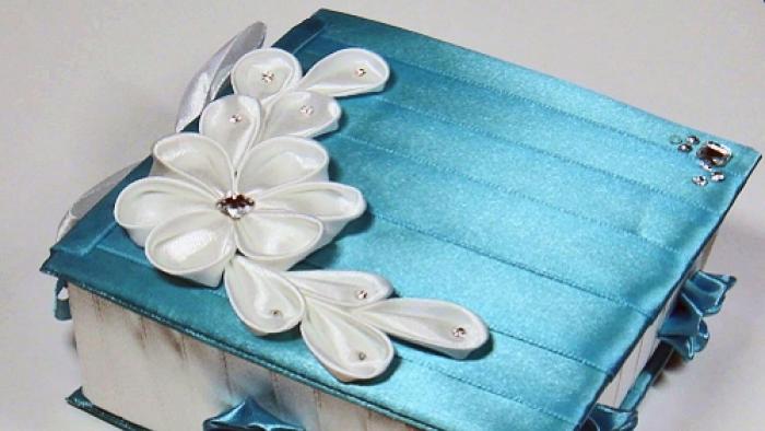 How to make kanzashi petals with your own hands: a master class for beginners