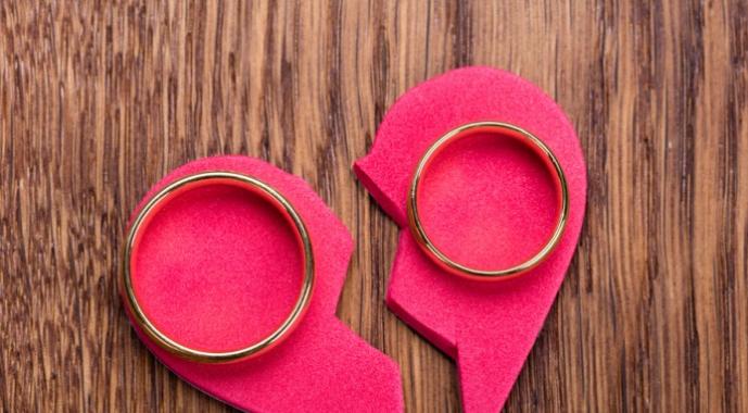 توصیه یک روانشناس: چگونه به کودک در مورد طلاق والدینش بگوییم و به او کمک کنیم طلاق را پشت سر بگذارد چگونه به کودک 3 ساله در مورد طلاق بگوییم